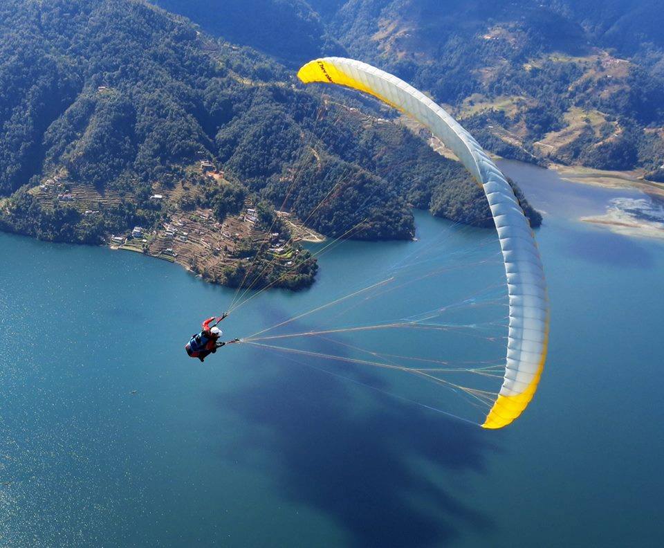 Pokhara-Paragliding-Above-the-Lake